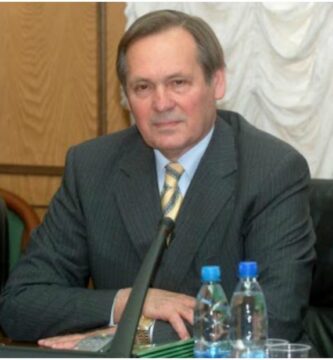 Neumólogo ruso anuncia fecha en la que terminará la pandemia de coronavirus. Neumólogo ruso anuncia fecha en la que terminará la pandemia de coronavirus.
