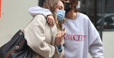 “Rocío Carrasco pierde el control” tras el fichaje de Roció Flores y Gloria Camila por ‘Ya es Mediodía’