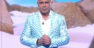 «Lo dejan por fuera de Telecinco»Jorge Javier no está en nuevos proyectos de la cadena ¿se acerca el fin del colaborador?